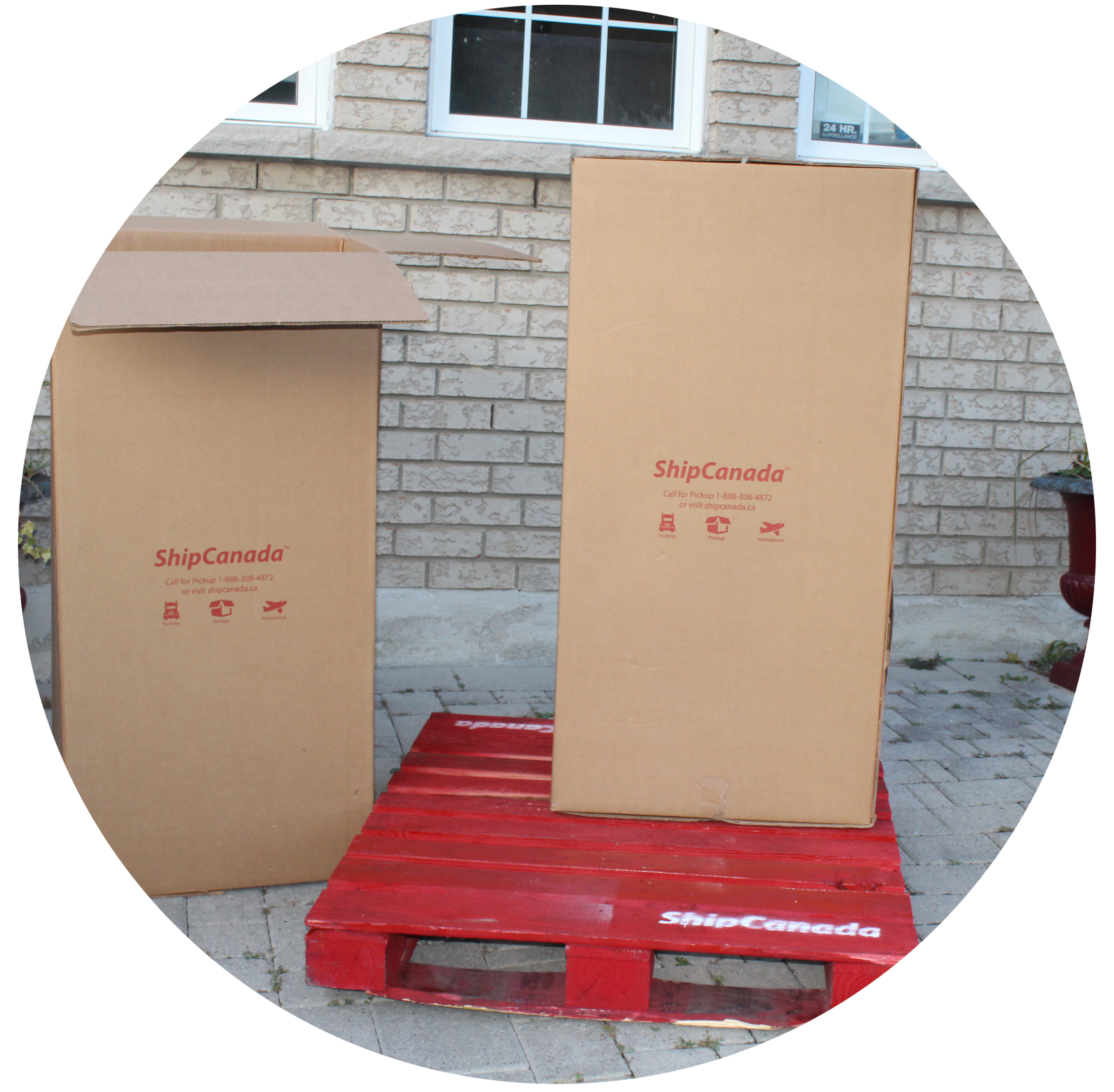 Shipping Boxes & Pallets